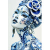 Dame in Delfter Blau