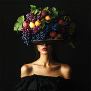 Frau mit Obst