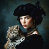Portret van vrouw met luipaard