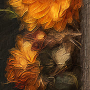 Vrouw met boeken en bloemen