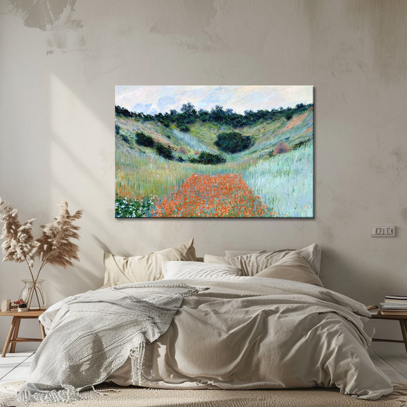 Poppy Field in a Hollow near Giverny - Monet
