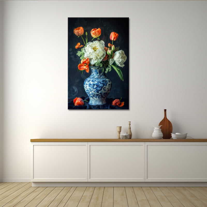 Blauwe vaas met tulpen