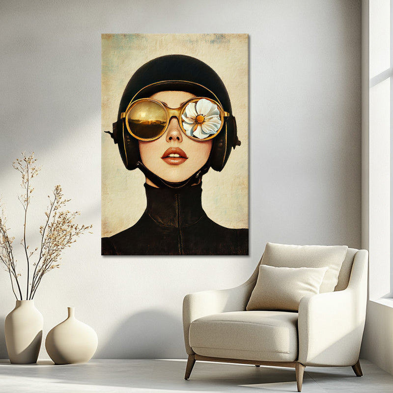 Frau mit Helm