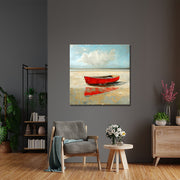 Rotes Boot am Strand