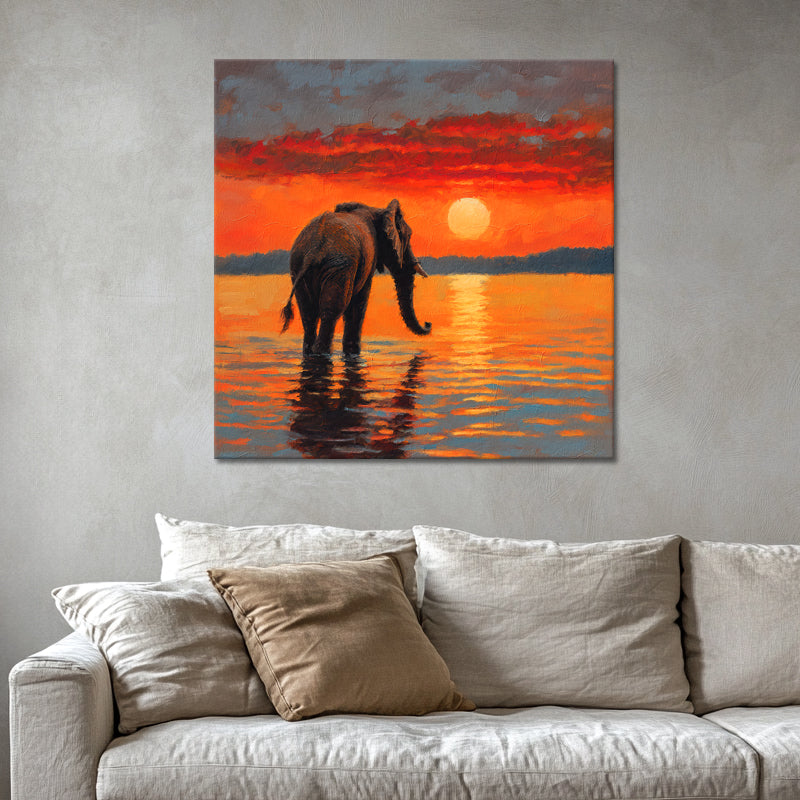 Elefant bei Sonnenuntergang