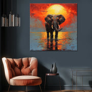 Elefanten bei Sonnenuntergang