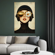 Frau mit Helm