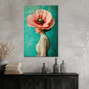 Frau mit einer großen Blume II
