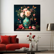 Türkisfarbene Vase mit Blumen
