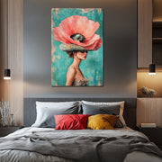 Frau mit einer großen Blume