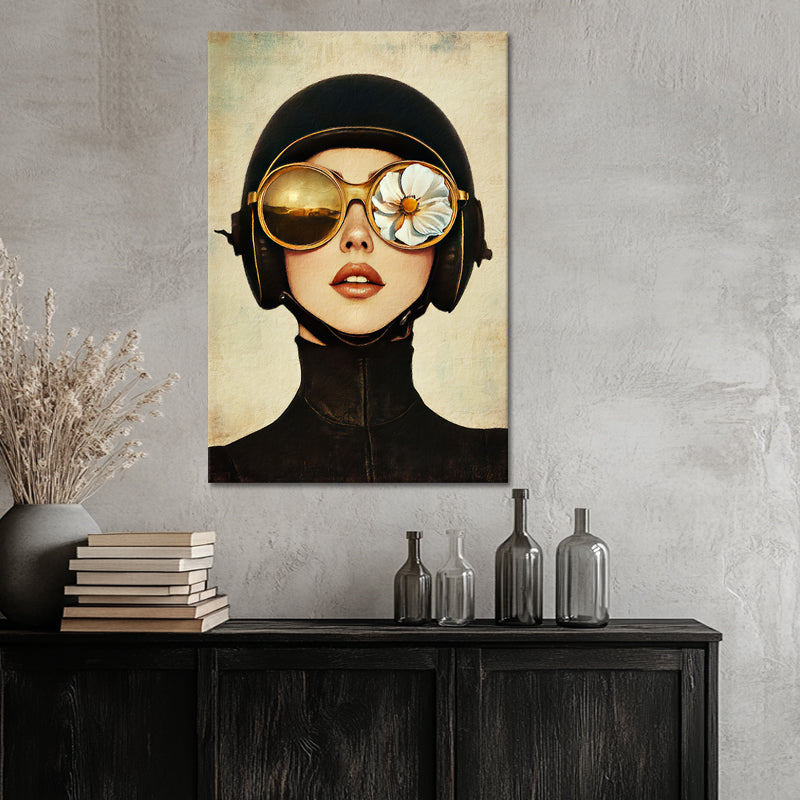 Frau mit Helm
