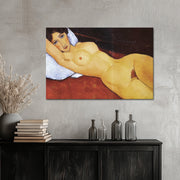 Liggend vrouwelijk naakt op wit kussen -Amedeo Modigliani