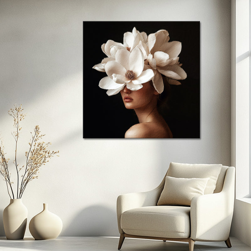 Frau mit weißer Magnolie