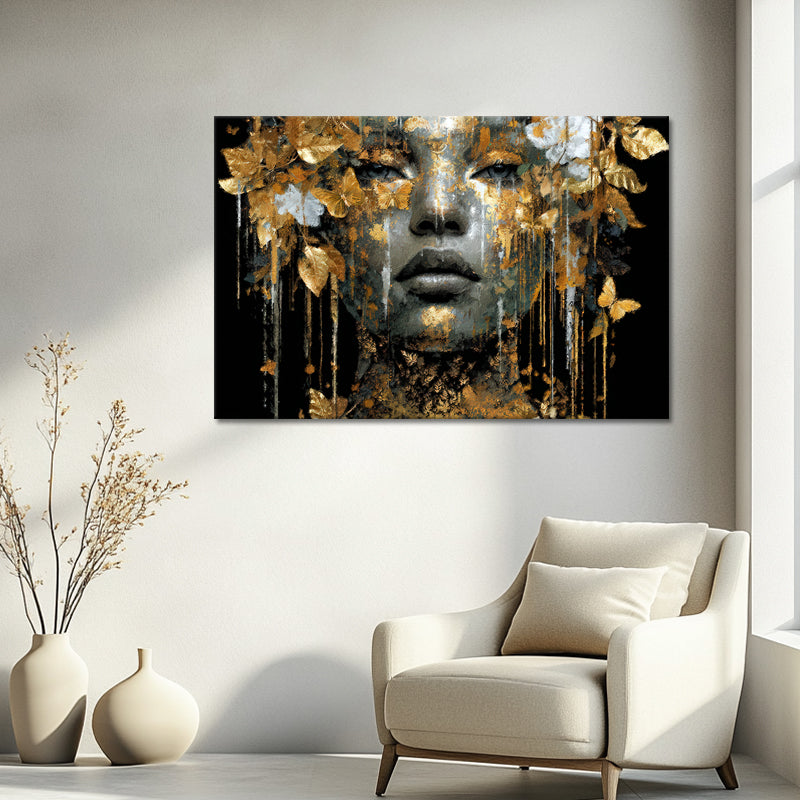 Vrouw met gouden vlinders