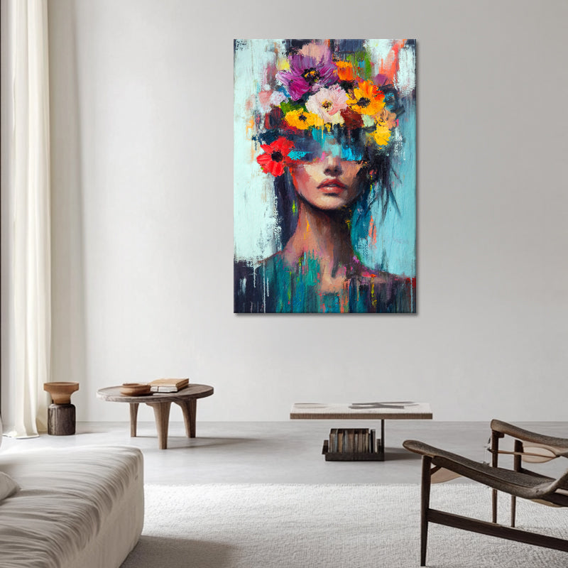 Frau mit Blumen im Haar