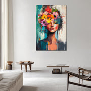 Vrouw met bloemen in haar II