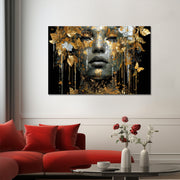 Vrouw met gouden vlinders