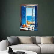 Raam met blauwe luiken