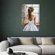 Elegante Vrouw In Wit