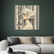 Vrouw met bloemen en vogels II