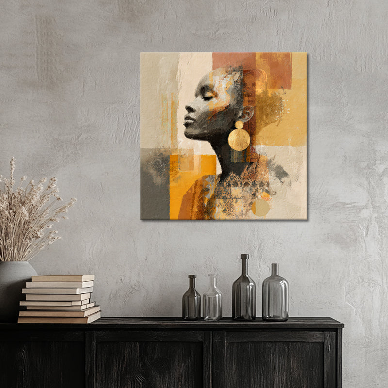 Afrikanische Frau in Gold