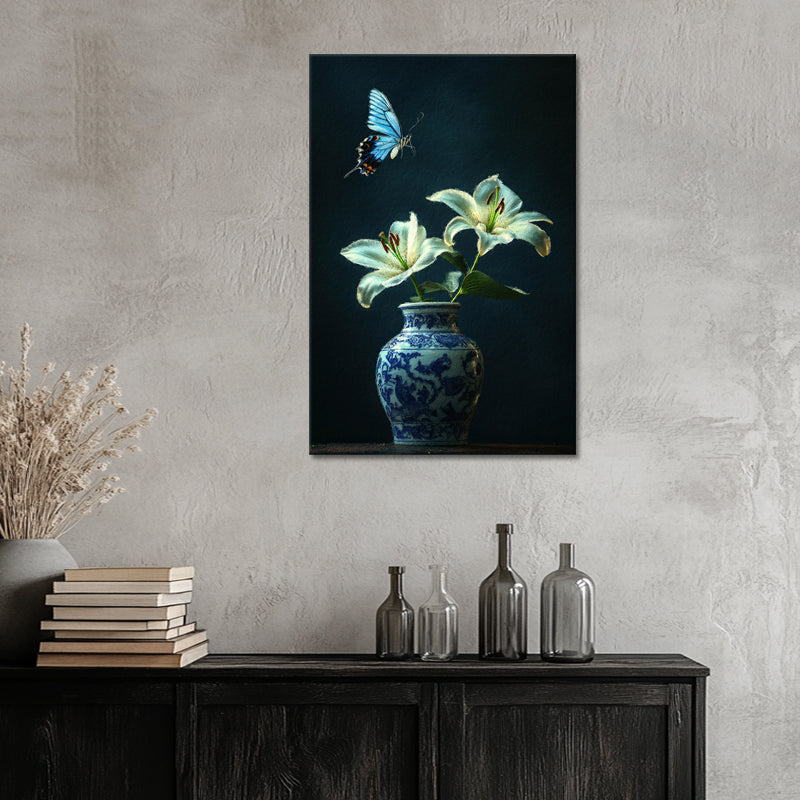 Porzellanvase mit Blumen