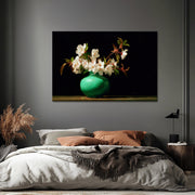 Apfelblüten in einer Vase
