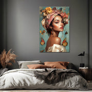 Schöne Frau mit Blumen und Schmetterlingen