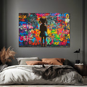 Mädchen vor Wand-Graffiti
