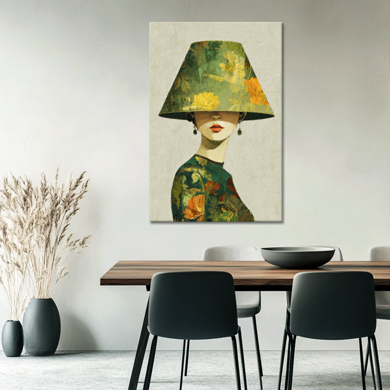 Eine Frau mit einem Lampenschirm II