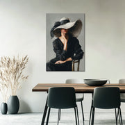 Frau mit elegantem Hut