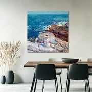 Frau an der felsigen Küste – Frederick Childe Hassam