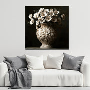 Art Vase mit Blumen I